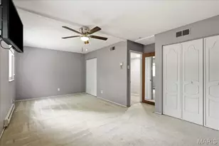 10053 Sakura Dr, Saint Louis, MO 63128 - Photo 21