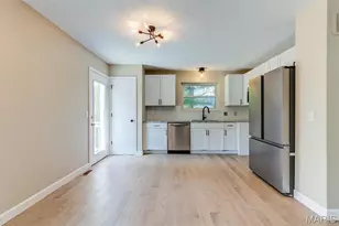 822 Estes Park Dr, Saint Peters, MO 63376 - Photo 11