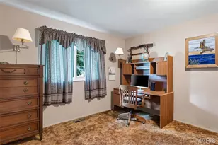 1010 Dovergate Dr, Kirkwood, MO 63122 - Photo 47