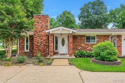 1010 Dovergate Drive, Kirkwood, MO 63122 - Photo 9