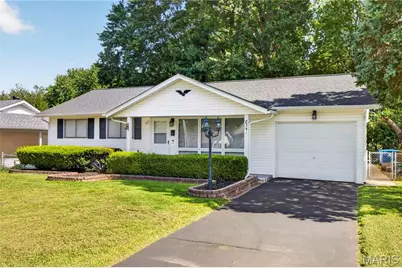 8341 Buddie Drive, Hazelwood, MO 63042 - Photo 7