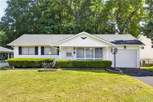 8341 Buddie Dr, Hazelwood, MO 63042 - Photo 3