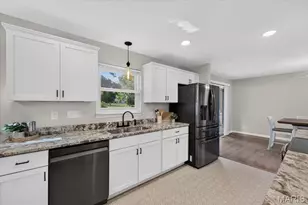 1285 Flora Ln, Florissant, MO 63031 - Photo 11