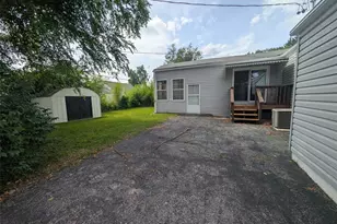 2456 Wieck Dr, Jennings, MO 63136 - Photo 17
