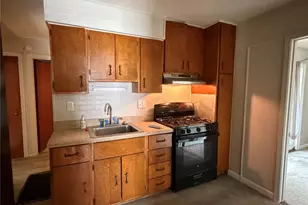 2456 Wieck Dr, Jennings, MO 63136 - Photo 7