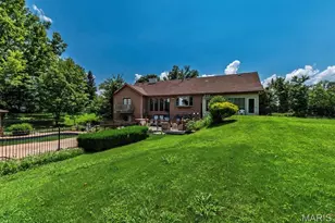 1191 Indian Bluff Ln, Saint Louis, MO 63138 - Photo 7