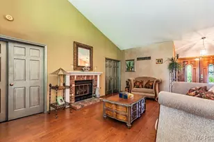 1191 Indian Bluff Ln, Saint Louis, MO 63138 - Photo 15