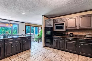 1191 Indian Bluff Ln, Saint Louis, MO 63138 - Photo 21