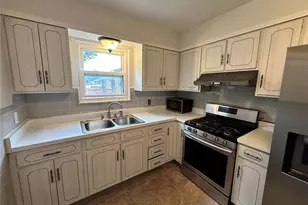 3951 E Dallas Ct, Unincorporated, MO 63125 - Photo 13