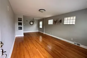 3951 E Dallas Ct, Unincorporated, MO 63125 - Photo 7