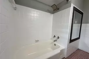 3951 E Dallas Ct, Unincorporated, MO 63125 - Photo 19