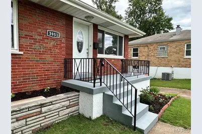 3951 E Dallas Court, Unincorporated, MO 63125 - Photo 3
