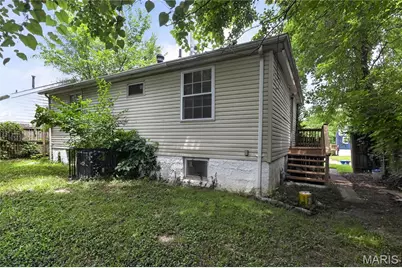 10183 Cloverdale Drive, Saint Louis, MO 63136 - Photo 5