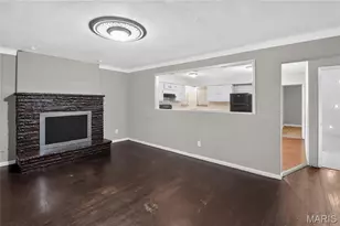 1048 Wylin Ct, Saint Louis, MO 63135 - Photo 5