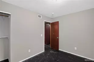 1441 Oliveto Ln, Hazelwood, MO 63042 - Photo 13