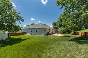 1600 Summerpoint Dr, Fenton, MO 63026 - Photo 51