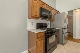 1600 Summerpoint Dr, Fenton, MO 63026 - Photo 17