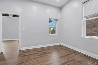8321 Minnesota Avenue, Saint Louis, MO 63111 - Photo 17