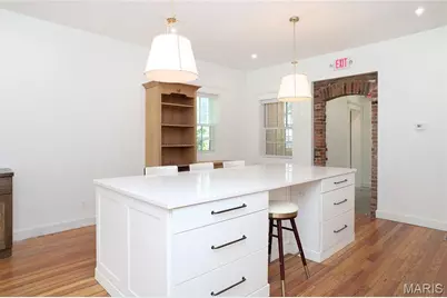 1915 S 12th Street, Saint Louis, MO 63104 - Photo 7