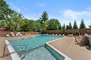 13485 Coliseum Dr, Chesterfield, MO 63017 - Photo 19
