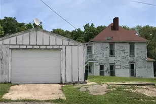 401 Jackson St, Louisiana, MO 63353 - Photo 25