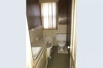 401 Jackson Street, Louisiana, MO 63353 - Photo 17