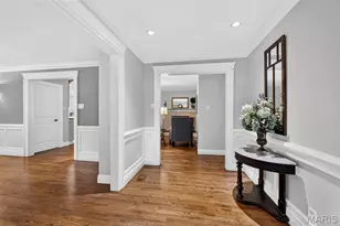 12312 Borcherding Ln, Des Peres, MO 63131 - Photo 9