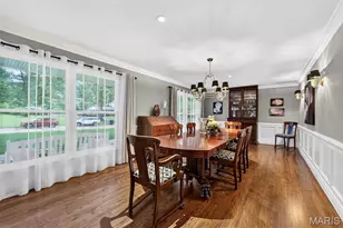 12312 Borcherding Ln, Des Peres, MO 63131 - Photo 11