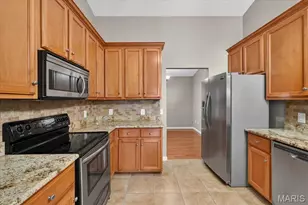 234 Romaine Spring View, Saint Louis, MO 63026 - Photo 5