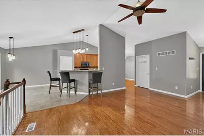 234 Romaine Spring View, Saint Louis, MO 63026 - Photo 9
