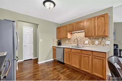 30 Hunting Manor Drive, Saint Charles, MO 63303 - Photo 13
