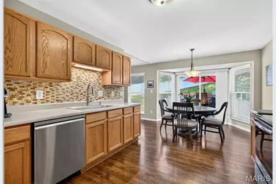 30 Hunting Manor Drive, Saint Charles, MO 63303 - Photo 15