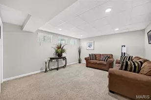 30 Hunting Manor Dr, Saint Charles, MO 63303 - Photo 23
