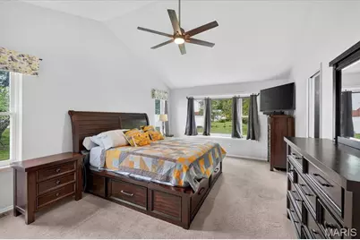 145 Rhinegarten Drive, Florissant, MO 63031 - Photo 25