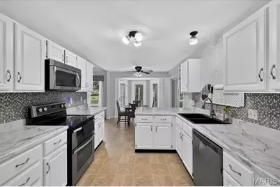145 Rhinegarten Drive, Florissant, MO 63031 - Photo 19