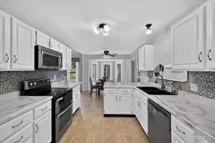 145 Rhinegarten Dr, Florissant, MO 63031 - Photo 19