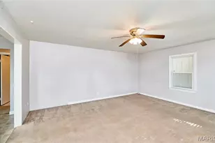 5 Ridgeview Ct, Saint Charles, MO 63301 - Photo 3