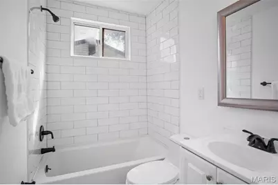 735 Dammert Avenue, Bella Villa, MO 63125 - Photo 9