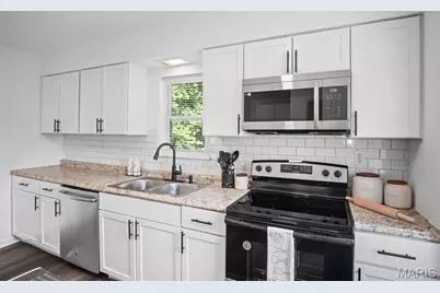 735 Dammert Avenue, Bella Villa, MO 63125 - Photo 13