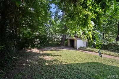735 Dammert Avenue, Bella Villa, MO 63125 - Photo 27