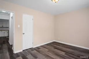 735 Dammert Ave, Bella Villa, MO 63125 - Photo 15