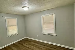 6035 Margaretta Ave, Pine Lawn, MO 63120 - Photo 9