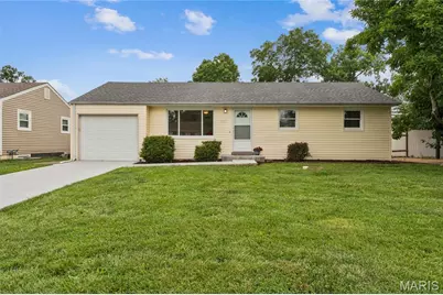 9516 Marbob Drive, Saint Louis, MO 63123 - Photo 1