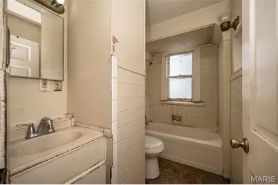 817 Abston Avenue, Ferguson, MO 63135 - Photo 13