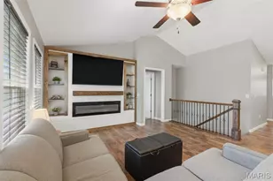 512 Hickory Knoll Dr, Troy, MO 63379 - Photo 21