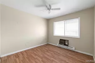 7473 Hazelcrest Dr, Hazelwood, MO 63042 - Photo 23