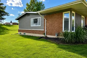 15362 Clayton Rd, Ballwin, MO 63011 - Photo 11