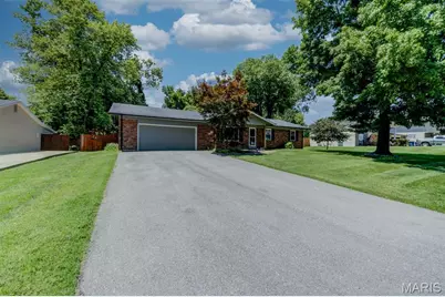 18 Twin Oaks Drive, Saint Charles, MO 63303 - Photo 43