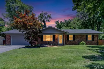 18 Twin Oaks Drive, Saint Charles, MO 63303 - Photo 1