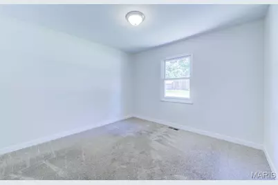 18 Twin Oaks Drive, Saint Charles, MO 63303 - Photo 27